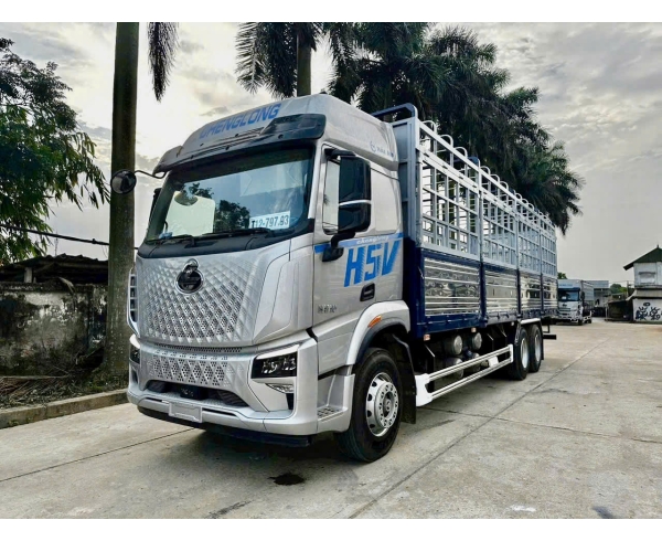 Xe Tải Chenglong 3 Chân H5V 310 Hp (Cấu hình mới)