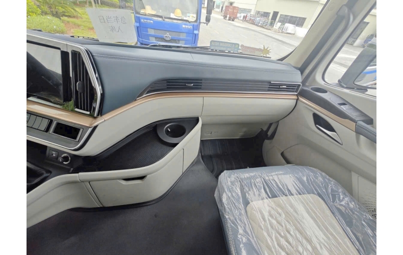 Chenglong 3 Chân H5V 310 Hp (Cấu hình mới)
