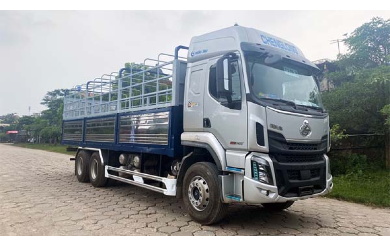 Xe Tải Chenglong 3 Chân Thùng 8m5